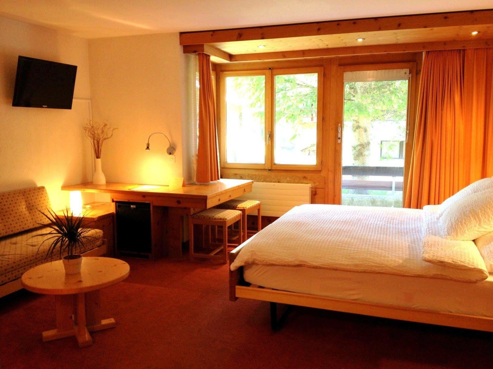 Hotel La Collina Saas Fee Kültér fotó